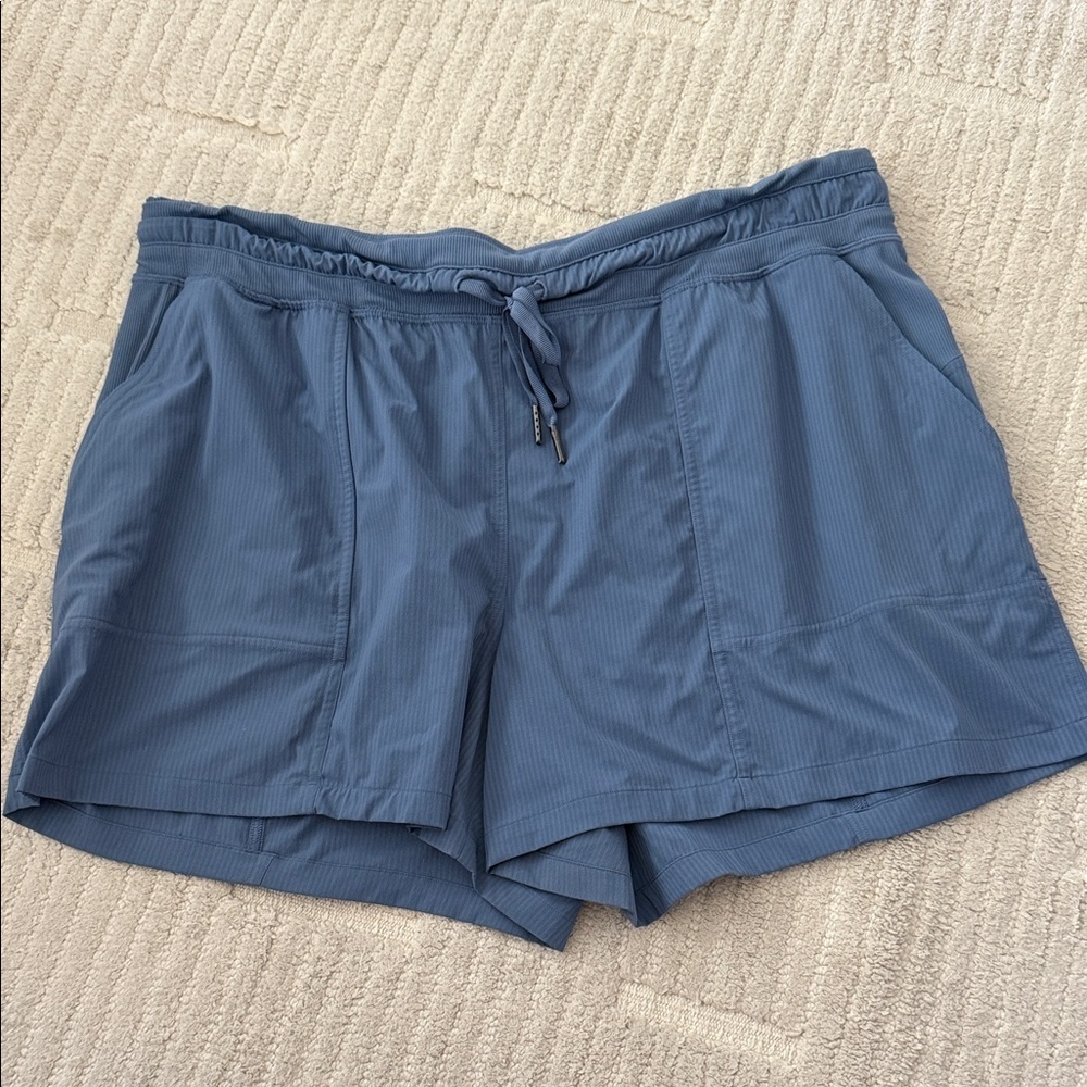lululemon athletica Dance Studio High-Rise Short 3.5"